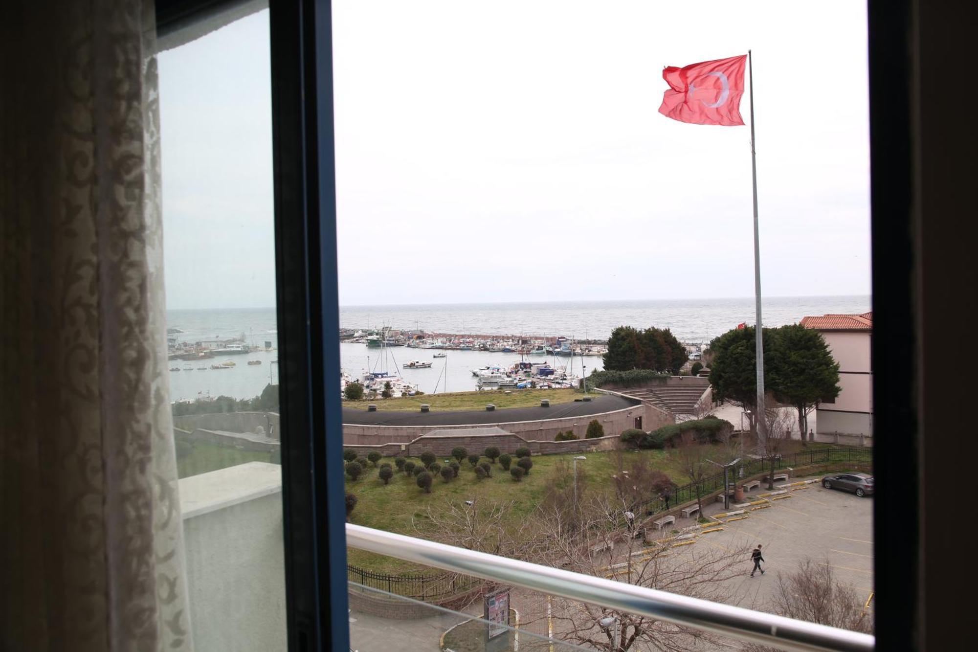 Asim Ve Nurhan Kocabiyik Oegretmenevi Istanbul Bagian luar foto