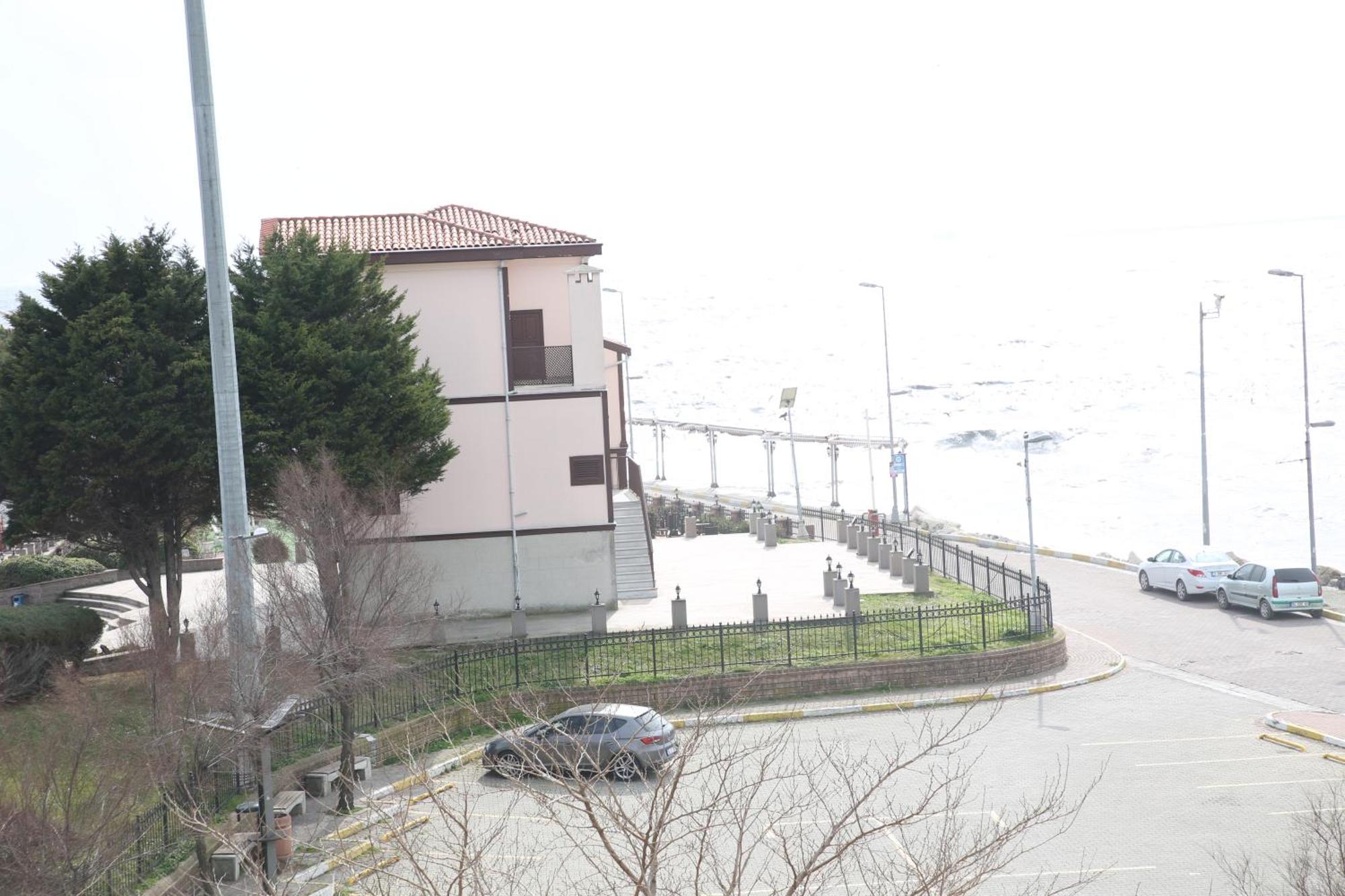 Asim Ve Nurhan Kocabiyik Oegretmenevi Istanbul Bagian luar foto
